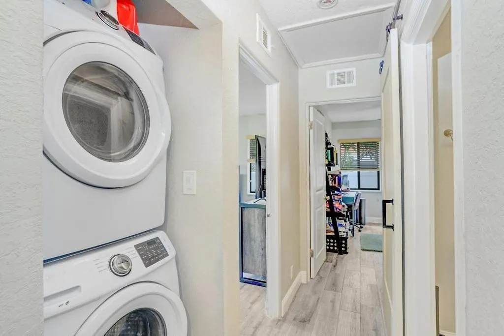 度假居 South Tampa Oasis 3 Bedroom 2 Ba 美国