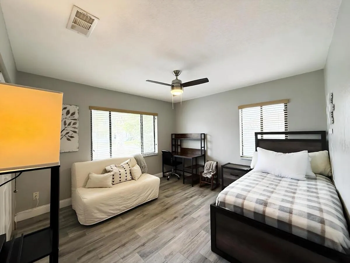 度假居 South Tampa Oasis 3 Bedroom 2 Ba